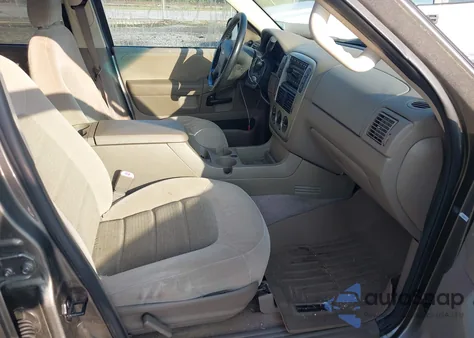 2005 Ford Explorer Xlt/Xlt Sport z USA, uszkodzony, nr VIN 1FMZU73EX5UB57963